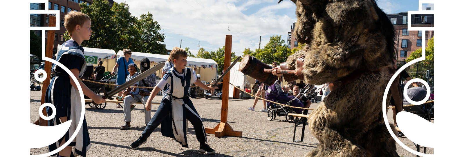 Børn der slås med en minotaur
